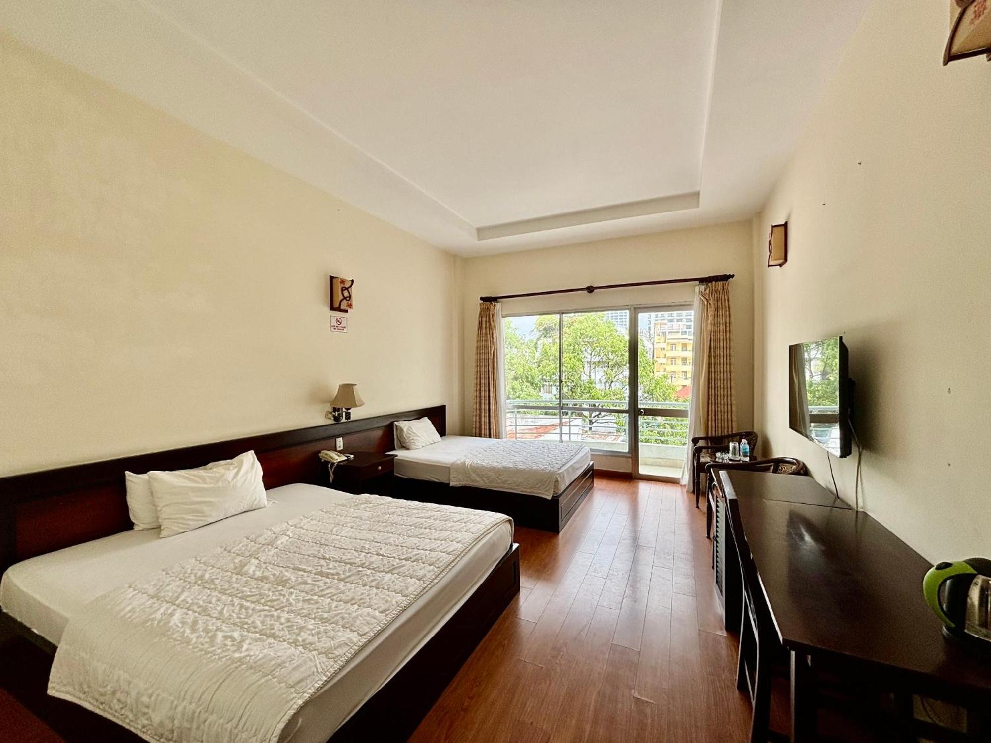 Khach San Hai Au Nha Trang Exterior photo